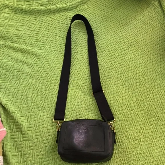 Madewell Crossbody Bag - Picture 5 of 8